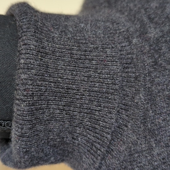 Lord & Taylor 100% Cashmere Red Gray Classic Turtleneck Sweater S - Picture 3 of 10